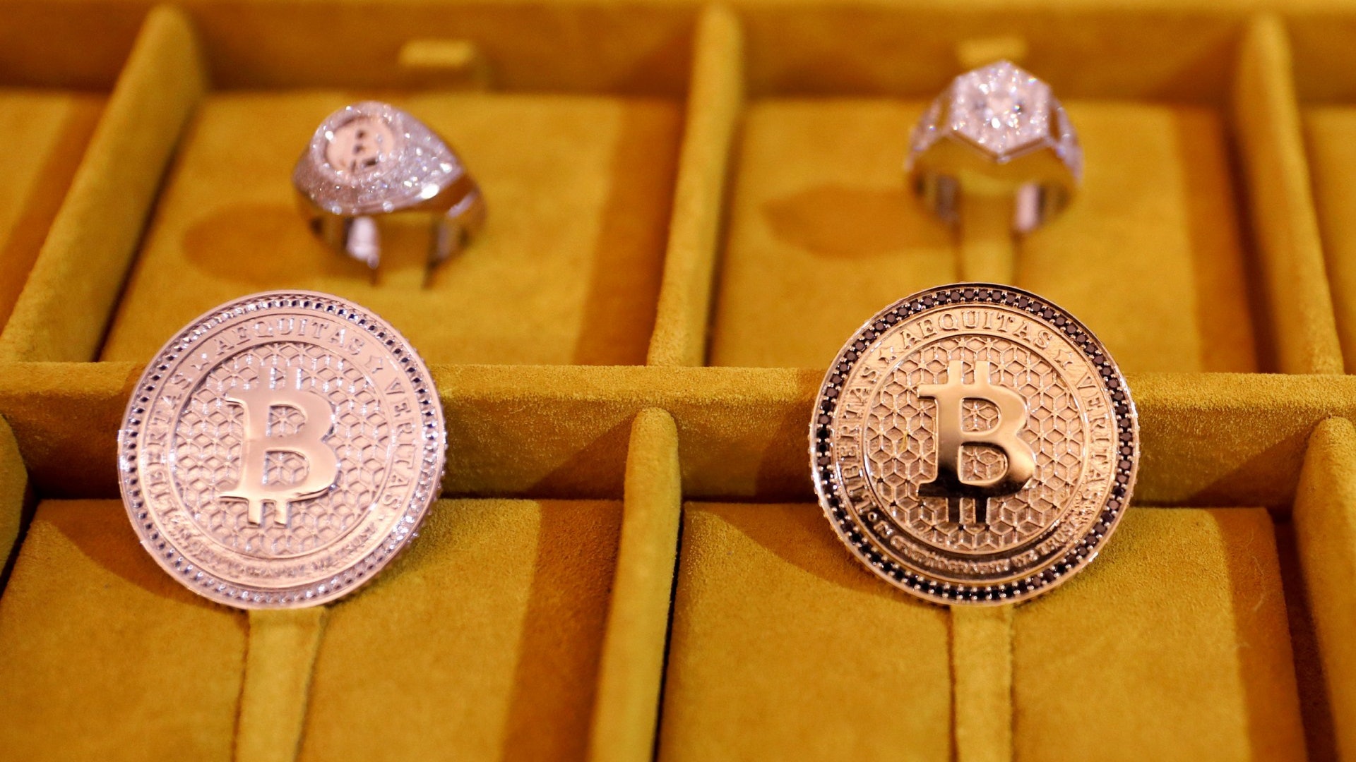 bitcoin cryptocurrency